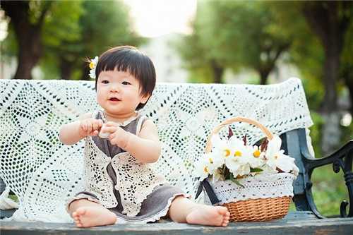 給寶寶取名字免費女孩(才華橫溢的女寶寶起名)